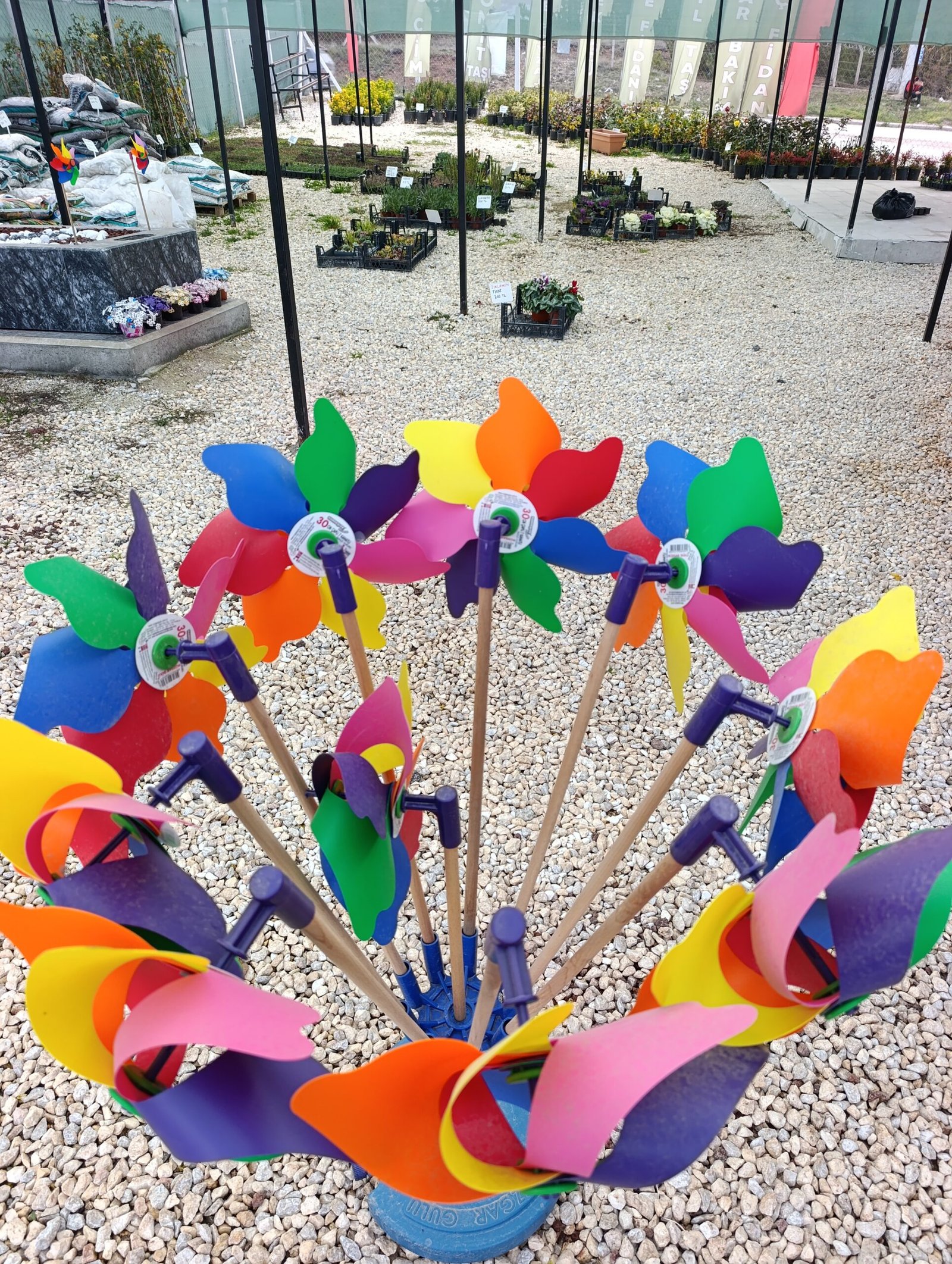 Rüzgar Gülü Modeli – 30 cm Çap | 60 cm Ahşap Çubuk Detay Görseli