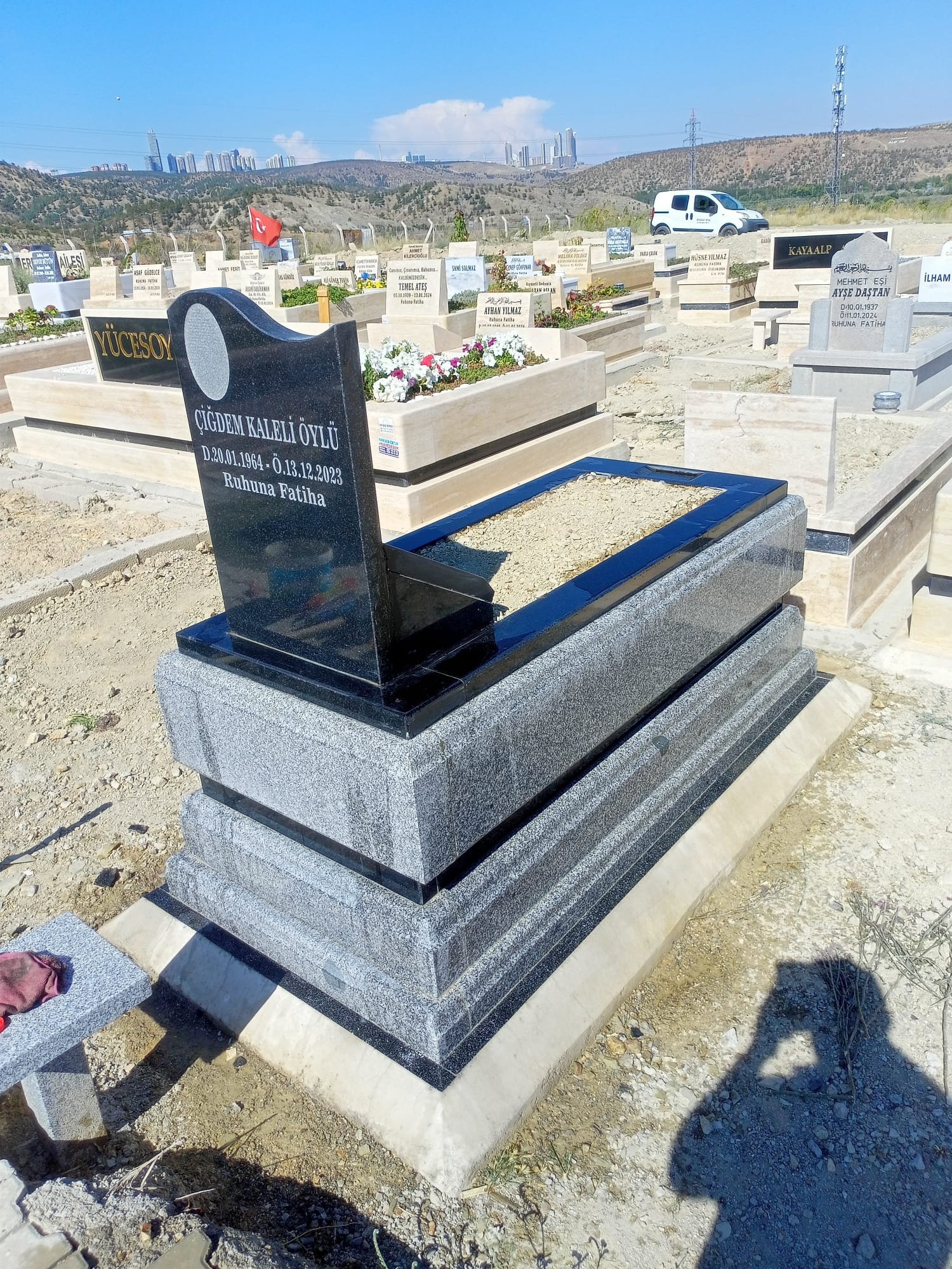 Asır Mezar – 10 cm Masif Blok Mezar Modeli